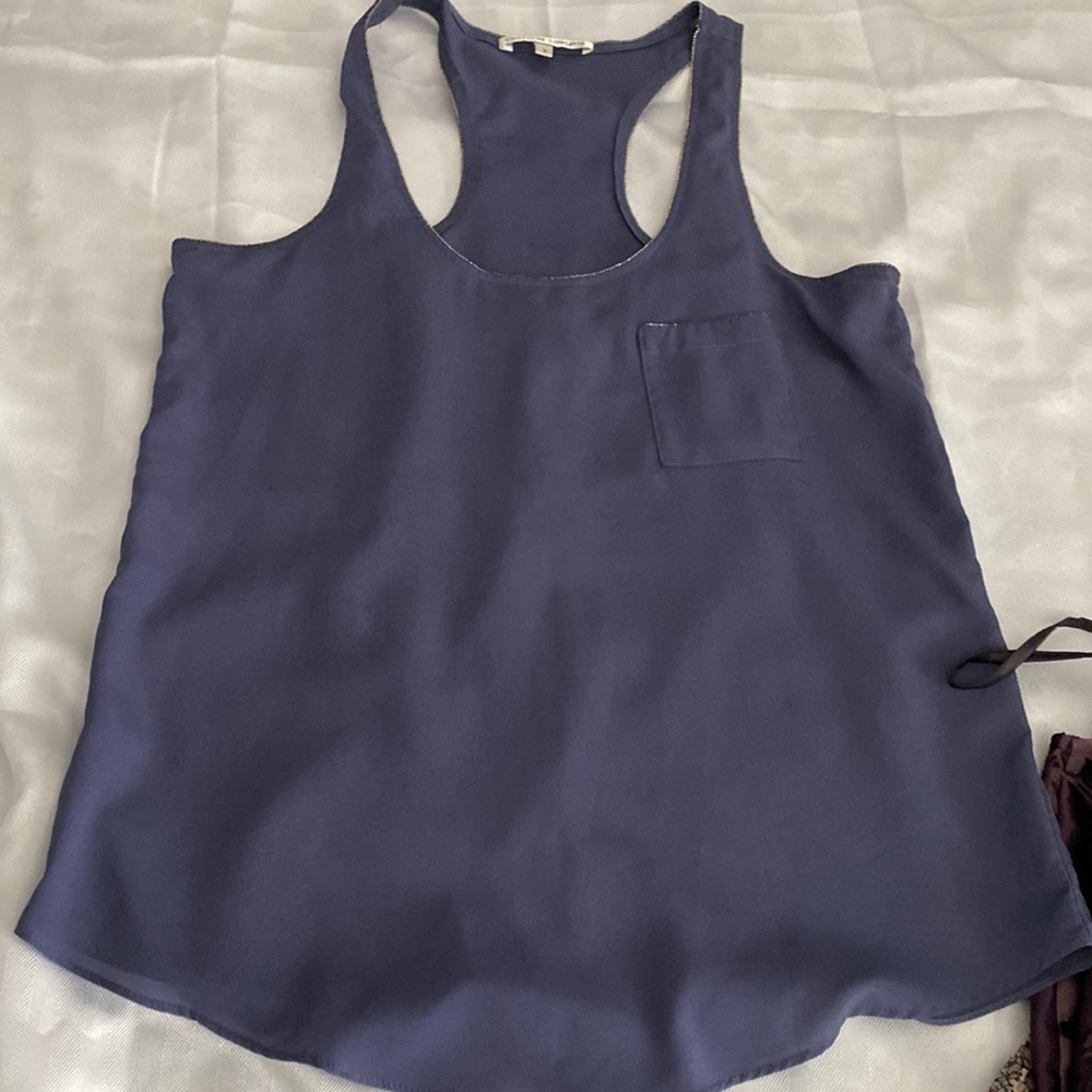 Bundle Bundle!!! Four Tops For $29 - image 1